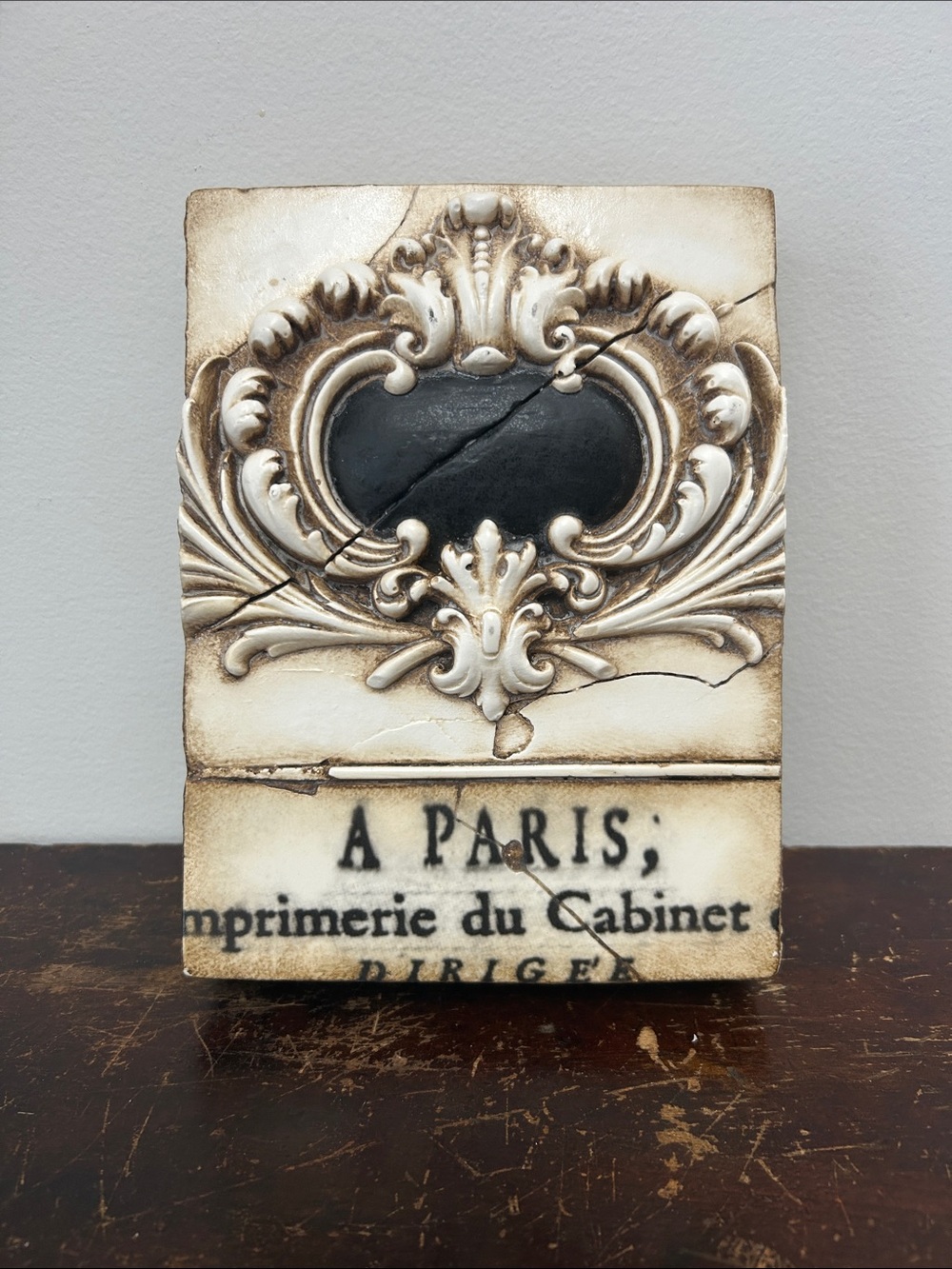 Sid Dickens Wall Tile #123 FRENCH CREST